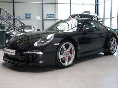 Porsche 911 Carrera
