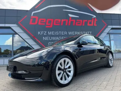 Usado Tesla Model 3 Standard Range Plus 239 kW (325 CV) 2022 Negro Berlina