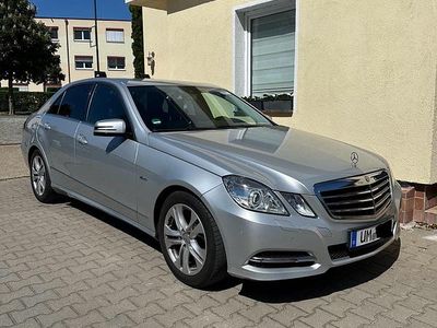 Mercedes E220