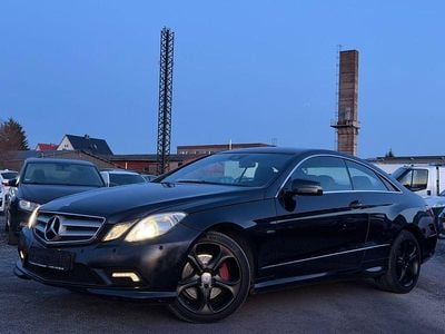 Gebraucht Mercedes E350 AMG line 231 PS (169 kW) 2011 Schwarz Coupé