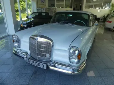 Gebraucht Mercedes 250 SE 150 PS (110 kW) 1966 Papyrus weiß Coupé