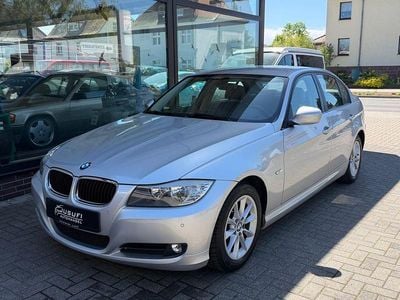 Usata BMW 318 Comfort Edition 143 CV (105 kW) 2011 Argento Berlina