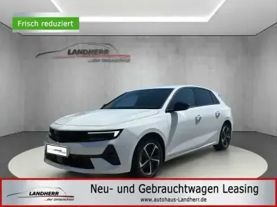 Używany Opel Astra 131 KM (96 kW) 2024 Biały Sedan/Limuzyna