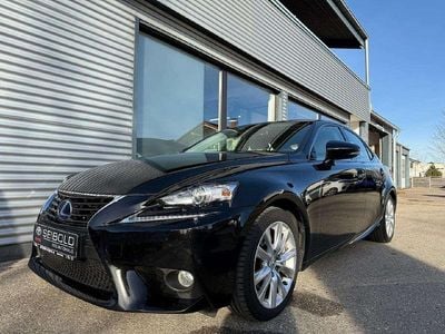 Lexus IS300h