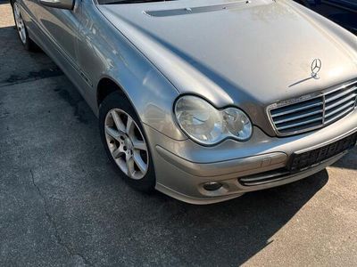 Mercedes C180