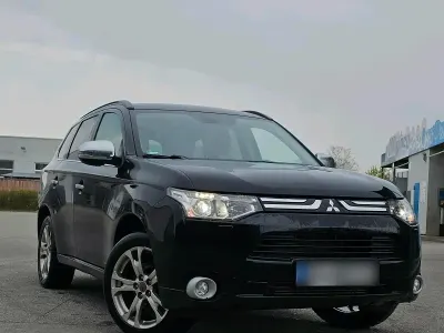 Gebraucht Mitsubishi Outlander 150 PS (110 kW) 2013 Schwarz SUV
