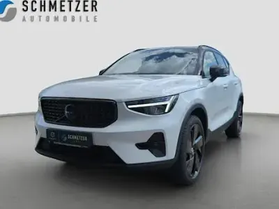 Gebraucht Volvo XC40 Plus 163 PS (119 kW) 2025 Weiß SUV