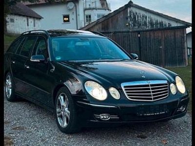 Mercedes E220
