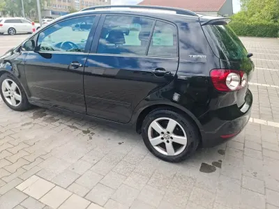 Używany VW Golf Plus Cross Team 105 KM (77 kW) 2010 Czarny Minivan