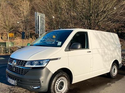 Gebraucht VW Transporter 150 PS (110 kW) 2021 Weiß Van