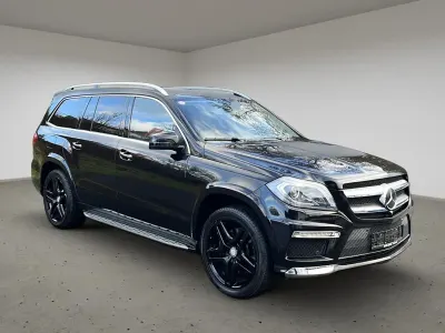 Używany Mercedes GL500 435 KM (319 kW) 2013 Czarny SUV