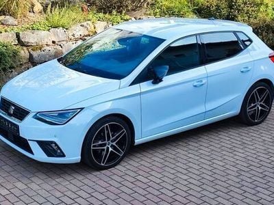 Weiß Gebraucht 2023 Seat Ibiza FR Kleinwagen | 21.333 € (Fairer Preis)
