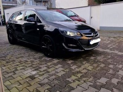 gebraucht Opel Astra Kombi 2014