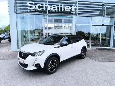 Gebraucht Peugeot 2008 GT 155 PS (114 kW) 2021 Weiss SUV