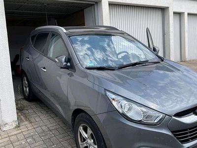 Gebraucht Hyundai ix35 185 PS (136 kW) 2012 Grau SUV