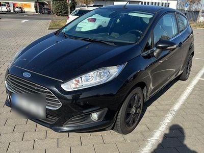 Gebraucht Ford Fiesta Titanium 101 PS (74 kW) 2015 Schwarz Kleinwagen