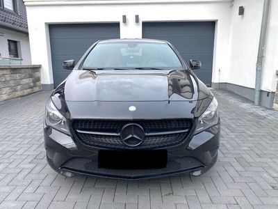 gebraucht Mercedes CLA220 CDI Automatik Kamera 1 Hand Scheckheft