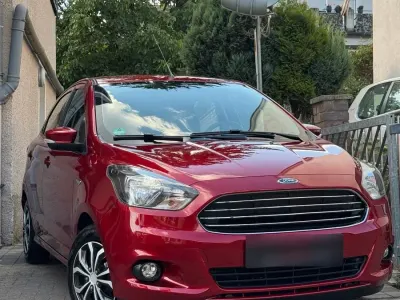 Gebraucht Ford Ka Plus 86 PS (63 kW) 2017 Rot Kleinwagen
