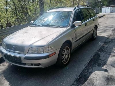 Second-hand Volvo V40 140 CP (102 kW) 2000 Break