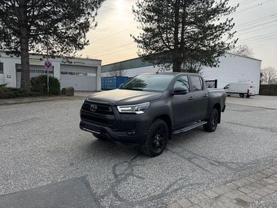 Gebraucht Toyota HiLux Executive 204 PS (150 kW) 2021 Rot Pickup