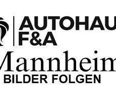 Weiß Gebraucht 2014 Mercedes GLA200 AMG line SUV | 15.790 € (Fairer Preis)