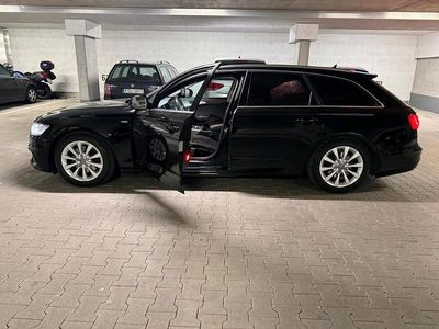 Gebraucht Audi A6 177 PS (130 kW) 2013 Schwarz Kombi
