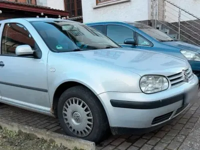 Gebraucht VW Golf IV 101 PS (74 kW) 2000 Silber Kleinwagen