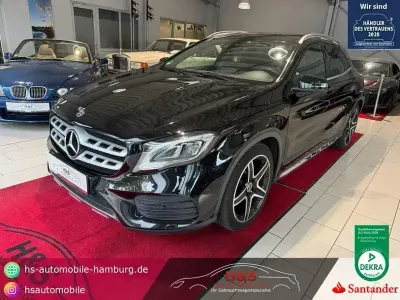 Gebraucht Mercedes GLA200 AMG line 156 PS (114 kW) 2019 Kosmosschwarz  lack SUV
