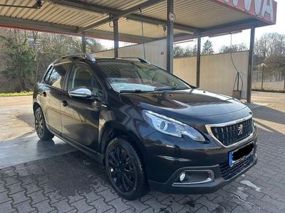 Usado Peugeot 2008 Style 102 HP (75 kW) 2018 Preto SUV