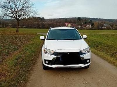 Gebraucht Mitsubishi ASX 150 PS (110 kW) 2017 Weiß SUV