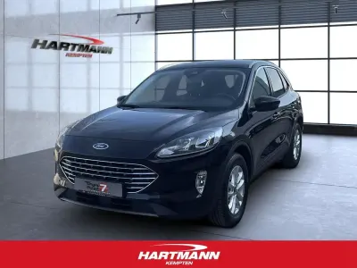 Gebraucht Ford Kuga Titanium 150 PS (110 kW) 2022 Schwarz SUV