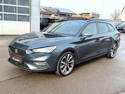 Grau Gebraucht 2023 Seat Leon FR Limousine | 29.999 € (Etwas zu teuer)