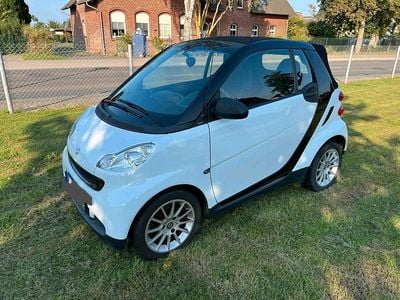 Gebraucht Smart ForTwo Cabrio Passion 71 PS (52 kW) 2010 Weiß Cabrio