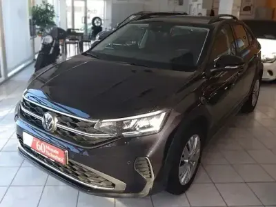 Gebraucht VW Taigo Life 95 PS (69 kW) 2022 Schwarz SUV
