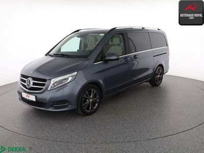 Gebraucht Mercedes V220 163 PS (119 kW) 2018 Flintgrau Van / Kleinbus