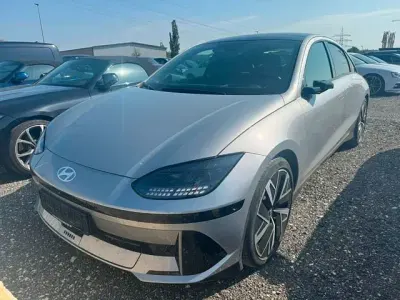 Gebraucht Hyundai Ioniq 6 239 kW (325 PS) 2023 Silberkeine angabe Limousine