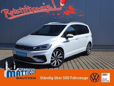 Weiß (oryxweiß perlmutteffekt) Gebraucht 2020 VW Touran Highline Van / Kleinbus | 30.639 € (Etwas zu teuer)
