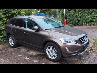 Gebraucht Volvo XC60 Momentum 136 PS (100 kW) 2014 Braun SUV
