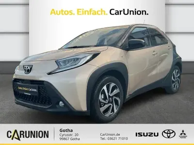 Neu Toyota Aygo X 72 PS (52 kW) 2026 2vj ginger beige SUV