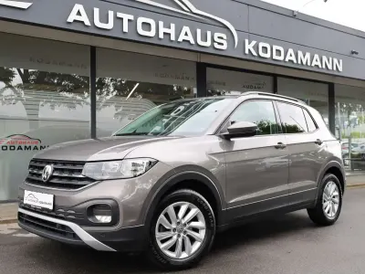 Gebraucht VW T-Cross Life 116 PS (85 kW) 2020 Limestone grey metallic SUV