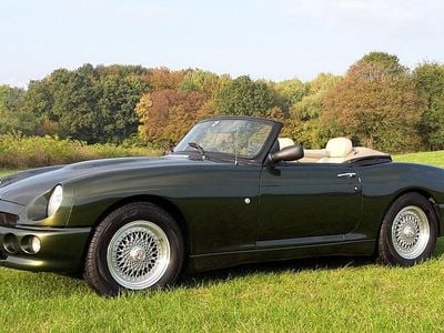 Usata MG RV8 190 CV (139 kW) 1997 Verde Cabrio
