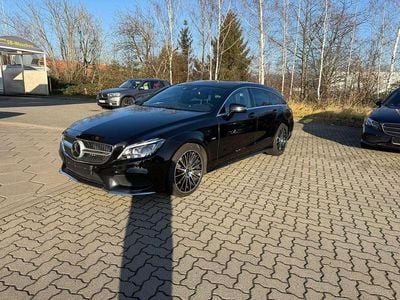 Obsidianschwarz metalliclack Gebraucht 2018 Mercedes CLS350 Edition Kombi | 22.499 €