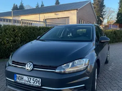 Używany VW Golf 86 KM (63 kW) 2018 Szary Coupe