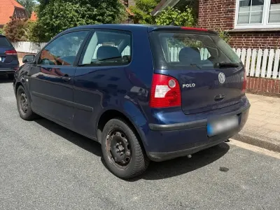 Gebraucht VW Polo 64 PS (47 kW) 2003 Blau Kleinwagen