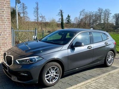 gebraucht BMW 118 i Sport Line mit Head-Up Display