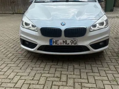 Gebraucht BMW 218 Gran Tourer Sport Line 150 PS (110 kW) 2017 Weiß Van / Kleinbus