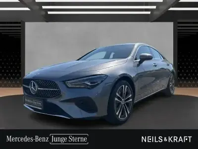 Gebraucht Mercedes CLA200 Progressive 163 PS (119 kW) 2025 Grau Coupé
