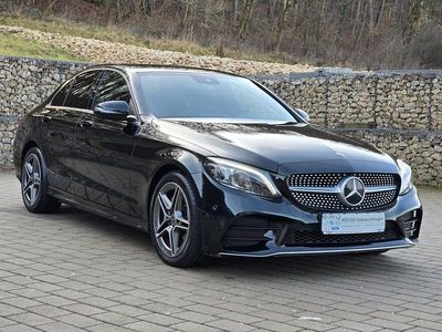 Schwarz Gebraucht 2019 Mercedes C200 AMG line Limousine | 19.990 €