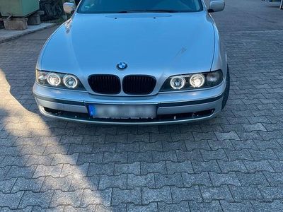 Gebraucht BMW 523 Sport Line 170 PS (125 kW) 1998 Silber Limousine