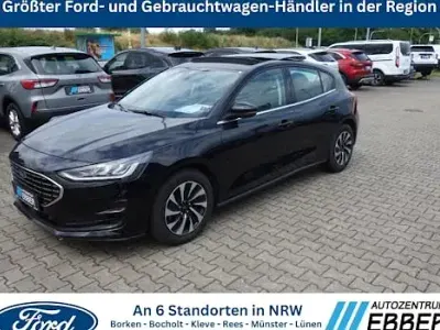 Gebraucht Ford Focus Titanium 125 PS (91 kW) 2024 Schwarz Limousine